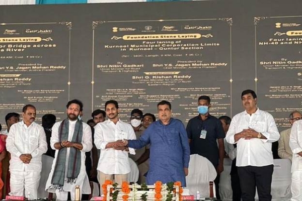 nitin gadkari