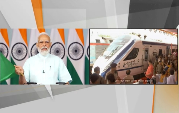 PM Modi after flagging off Vande Bharat Express connecting Dehradun to Delhi